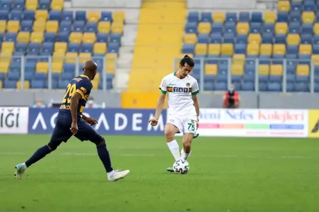 Alanyaspor'da 8 oyuncunun sözleşmesi sona erdi Alanyaspor'da 8 oyuncunun sözleşmesi sona erdi