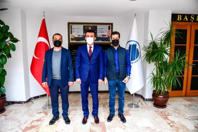 Altındağlı esnaftan Başkan Balcı'ya teşekkür ziyareti Altındağlı esnaftan Başkan Balcı'ya teşekkür ziyareti