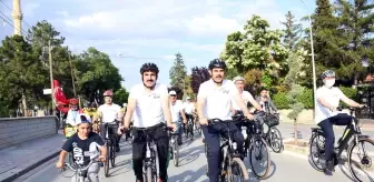 Vahdettin Özkan: Bakan Kurum Dünya Bisiklet Günü'nde Konya'da Bisiklet Severlerle Buluştu Vahdettin Özkan: Bakan Kurum Dünya Bisiklet Günü'nde Konya'da Bisiklet Severlerle Buluştu
