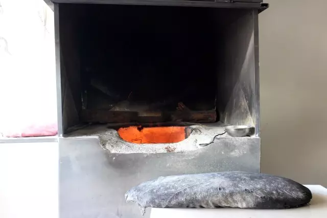 Son dakika haber! Çocuk yaşlarda pişirmeyi öğrendiği tandır ekmeği gelir kapısı oldu Son dakika haber! Çocuk yaşlarda pişirmeyi öğrendiği tandır ekmeği gelir kapısı oldu