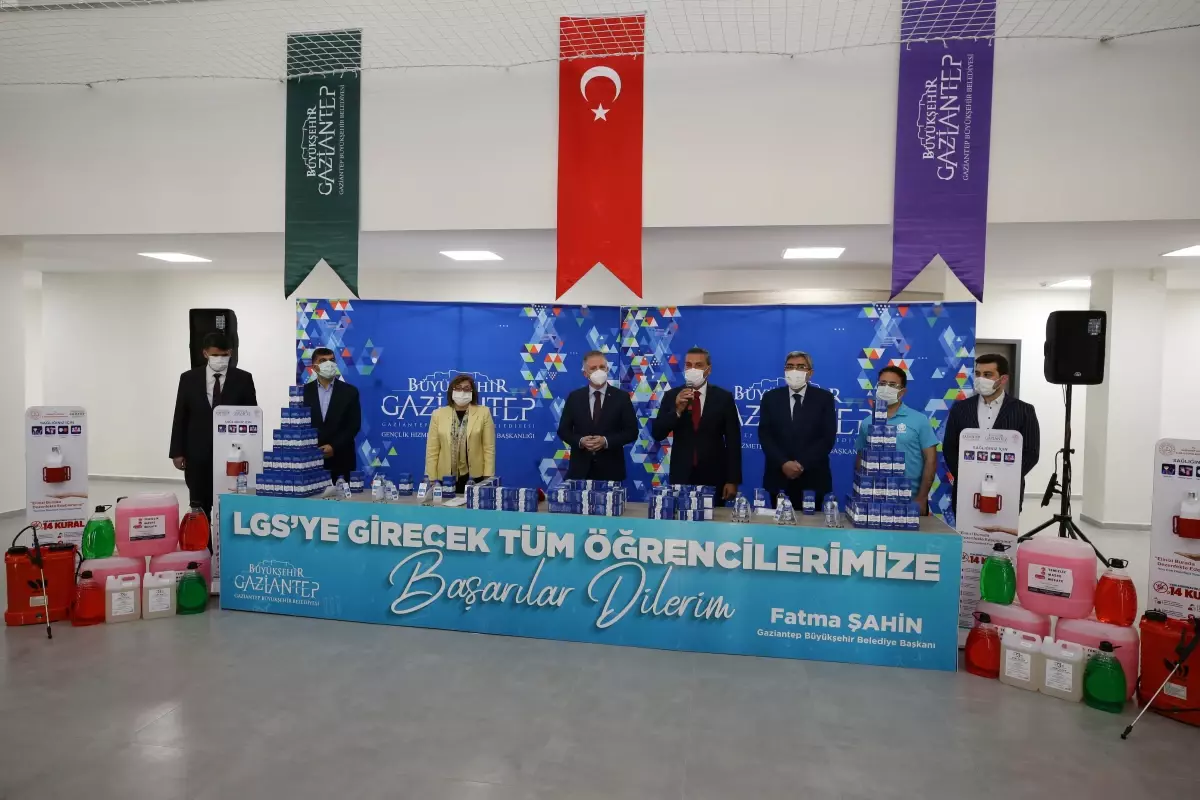 Gaziantep'te Lgs Öğrencileri İçin 46 Bin Hijyen Paketi Hazırlandı