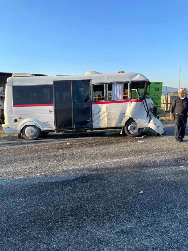 Son dakika... İzmir'de feci kazada can pazarı: 6 yaralı