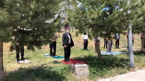Kars'ta 517 camide yağmur duası