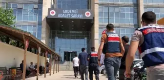 Siber Suçlarla Mücadele Daire Başkanlığı: Mersin'de yasa dışı bahis operasyonu: 9 gözaltı Siber Suçlarla Mücadele Daire Başkanlığı: Mersin'de yasa dışı bahis operasyonu: 9 gözaltı