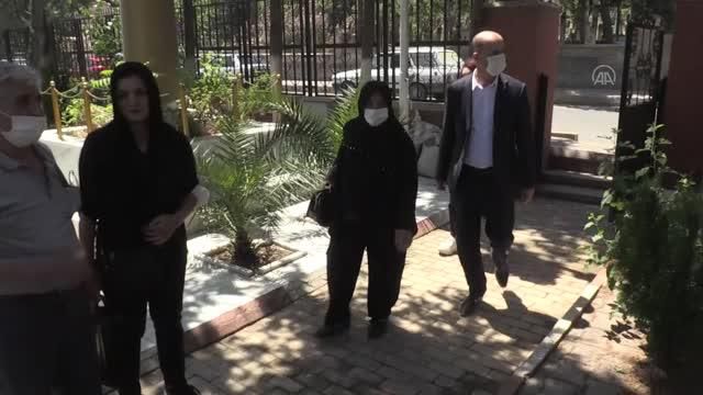 ŞANLIURFA - Rizeli şehidin Şanlıurfa'daki kabrine 60 yıl sonra kavuştular ŞANLIURFA - Rizeli şehidin Şanlıurfa'daki kabrine 60 yıl sonra kavuştular