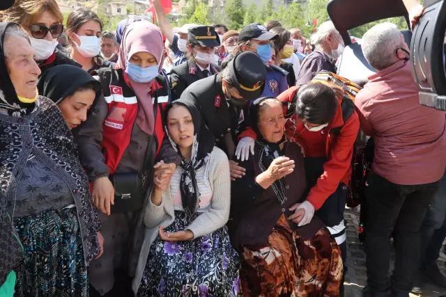 Şehit Piyade Uzman Çavuş Şahin Sarılmaz, son yolculuğuna uğurlandı
