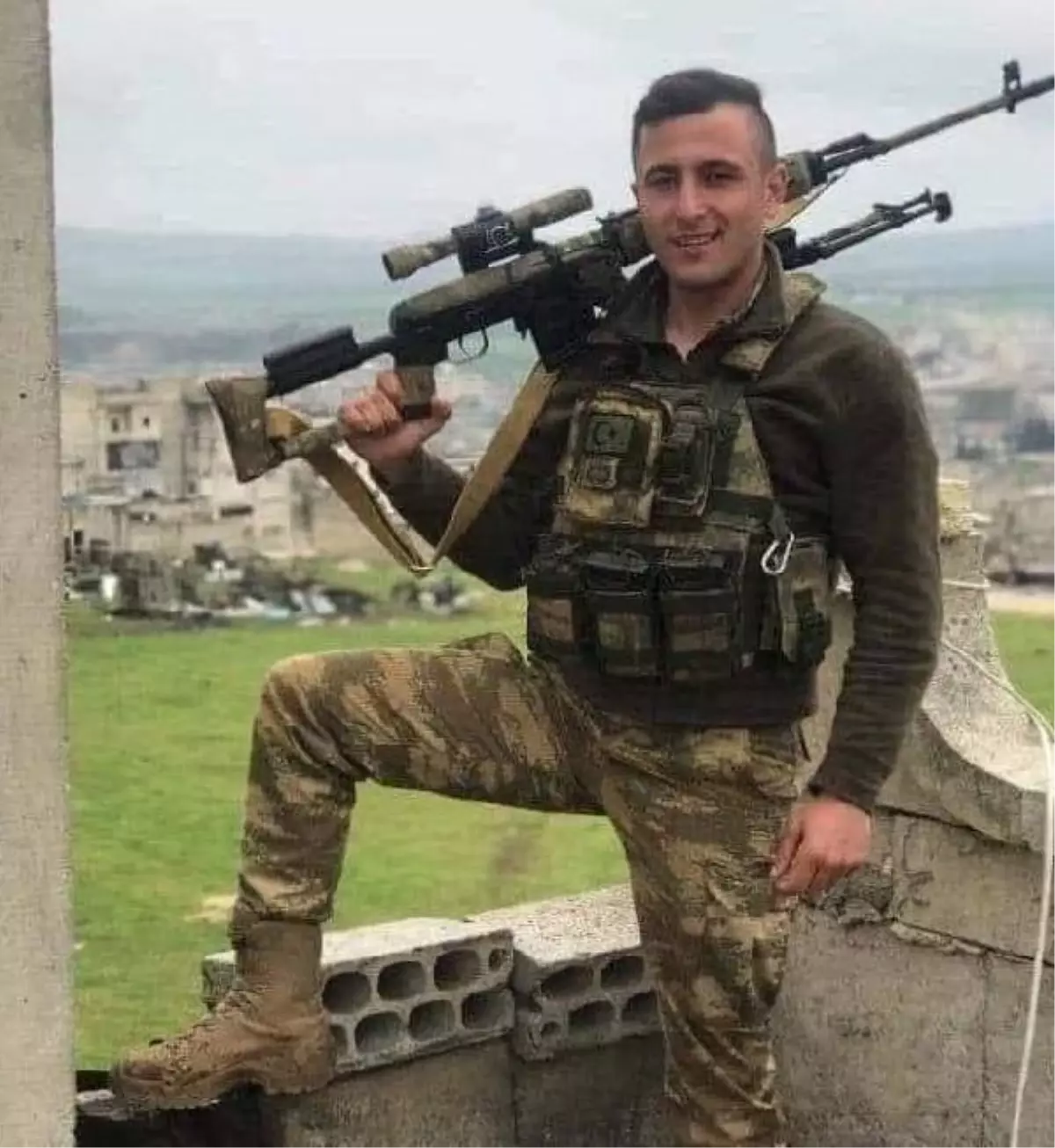 Son dakika haber | Şehit Uzman Çavuş Şahin Sarılmaz, son yolculuğuna uğurlandı