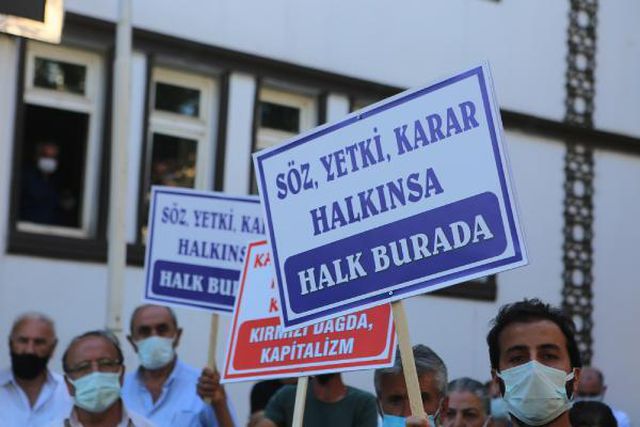 TUNCELİ'DE KÖYLÜLERDEN 'KATI ATIK TESİSİ' PROJESİNE TEPKİ