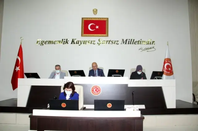 Türkiye'de ilk kez 150 derecenin altındaki sıcak sulardan elektrik üretiliyor Türkiye'de ilk kez 150 derecenin altındaki sıcak sulardan elektrik üretiliyor