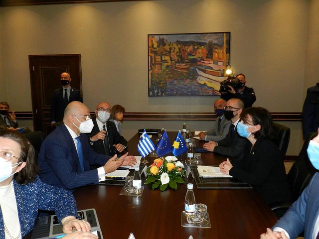 yunanistan disisleri bakani dendias kosovali 2 14178965 o