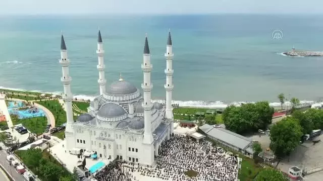 ZONGULDAK - Cumhurbaşkanı Erdoğan'ın katılımıyla Uzun Mehmet Camisi açılıyor (3)