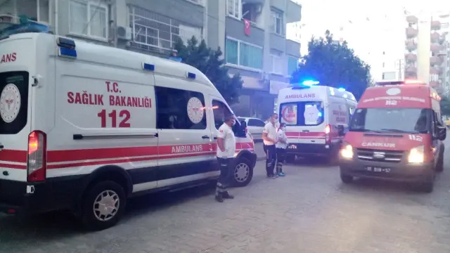 İş yerinde çıkan yangında 1 kişi yaralandı İş yerinde çıkan yangında 1 kişi yaralandı