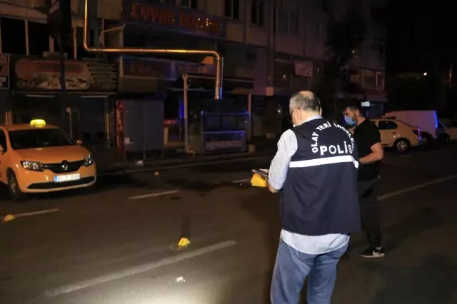 Adana'da kebapçıya kalaşnikof ve tabanca ile saldırı Adana'da kebapçıya kalaşnikof ve tabanca ile saldırı