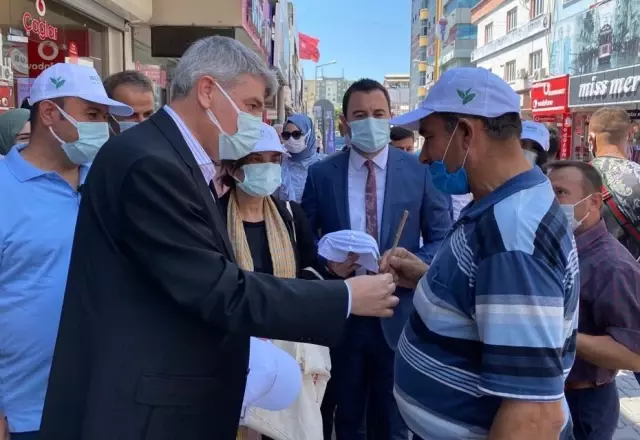 Kilis'te Dünya Çevre Günü dolayısıyla fidan dikim etkinliği düzenlendi