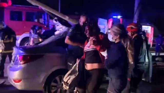 Son dakika haberi... Alkol alıp hız yapınca dehşeti yaşadılar: 1 ölü, 2 yaralı Son dakika haberi... Alkol alıp hız yapınca dehşeti yaşadılar: 1 ölü, 2 yaralı