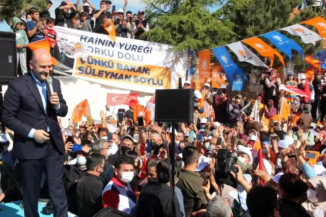 Bakan Soylu: 'Diyarbakır anneleri pes ettirdi HDP'yi' Bakan Soylu: 'Diyarbakır anneleri pes ettirdi HDP'yi'