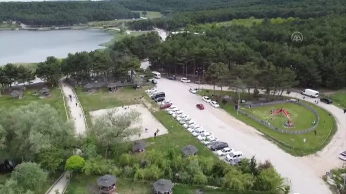 Drone - Kısıtlamasız ilk cumartesi gününde vatandaşlar parklara ve yeşil alanlara akın etti