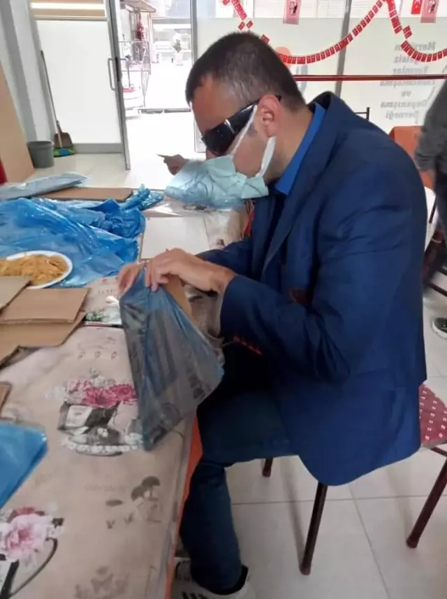 Engelsiz Atölye'de engeller aşılıyor Engelsiz Atölye'de engeller aşılıyor