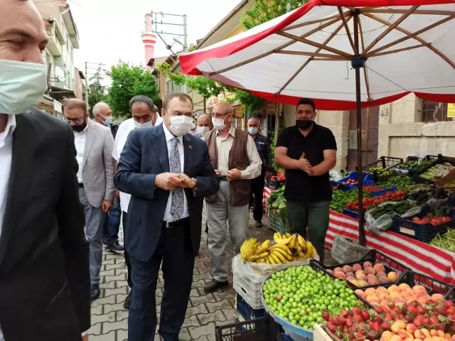 Eski Bakan Eroğlu baba ocağı Şuhut'ta Eski Bakan Eroğlu baba ocağı Şuhut'ta
