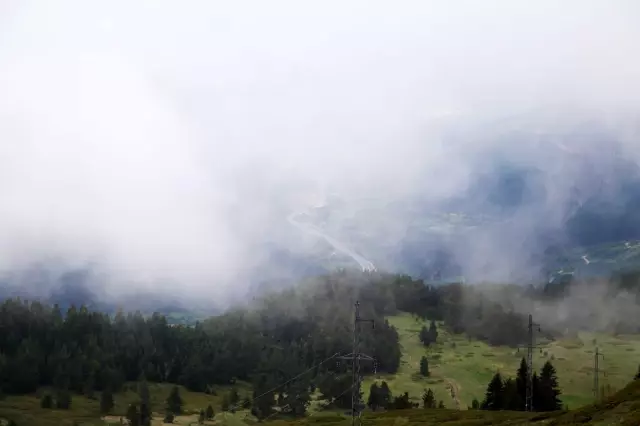 Ilgaz Dağı'nda oluşan sis görsel şölen sundu