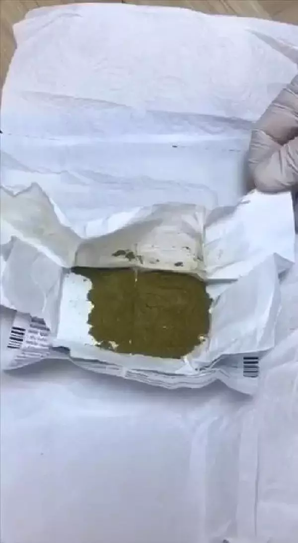 Kadınlara uyuşturucu kullandırarak fuhuşa zorlayan çeteye operasyon: 3 tutuklama Kadınlara uyuşturucu kullandırarak fuhuşa zorlayan çeteye operasyon: 3 tutuklama