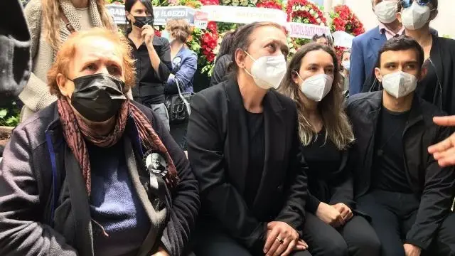 Müzik dünyası yasta! Hasan Saltık son yolculuğuna uğurlanıyor