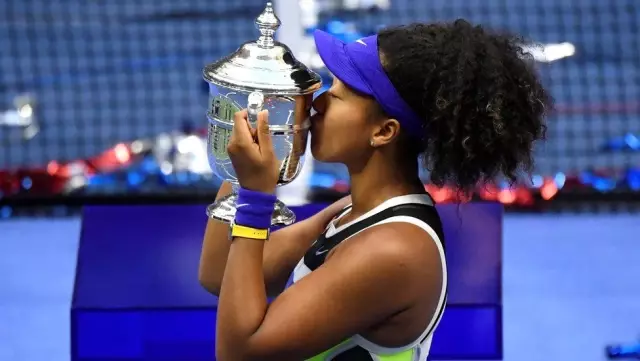 Naomi Osaka: Tenisçi mi medyatik kişilik mi?