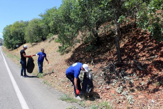 TUNCELİ'DE TOPLANAN ATIKLAR, GERİ DÖNÜŞÜMLE ÖĞRENCİLERE BURS OLACAK