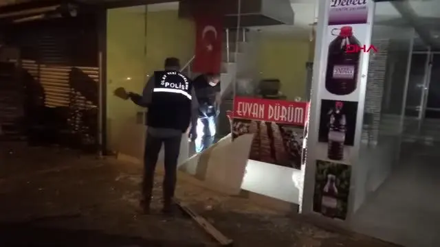 Son dakika haberleri! ADANA RESTORANA KALAŞNİKOF VE TABANCAYLA SALDIRI KAMERADA Son dakika haberleri! ADANA RESTORANA KALAŞNİKOF VE TABANCAYLA SALDIRI KAMERADA