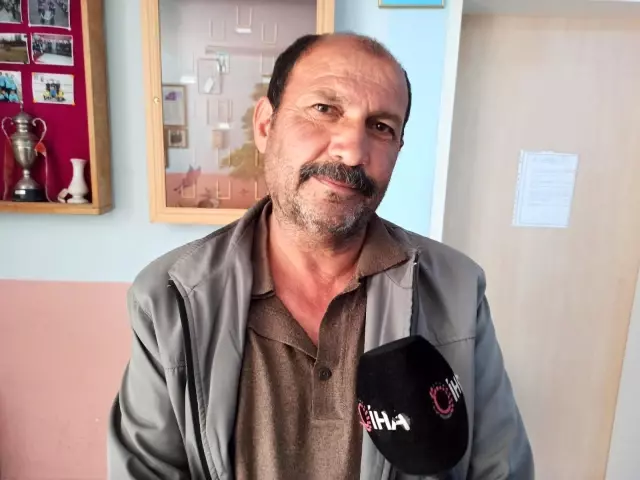 Atlıhisar köyünde muhtarlık seçiminde 6 aday kıyasıya mücadele veriyor Atlıhisar köyünde muhtarlık seçiminde 6 aday kıyasıya mücadele veriyor