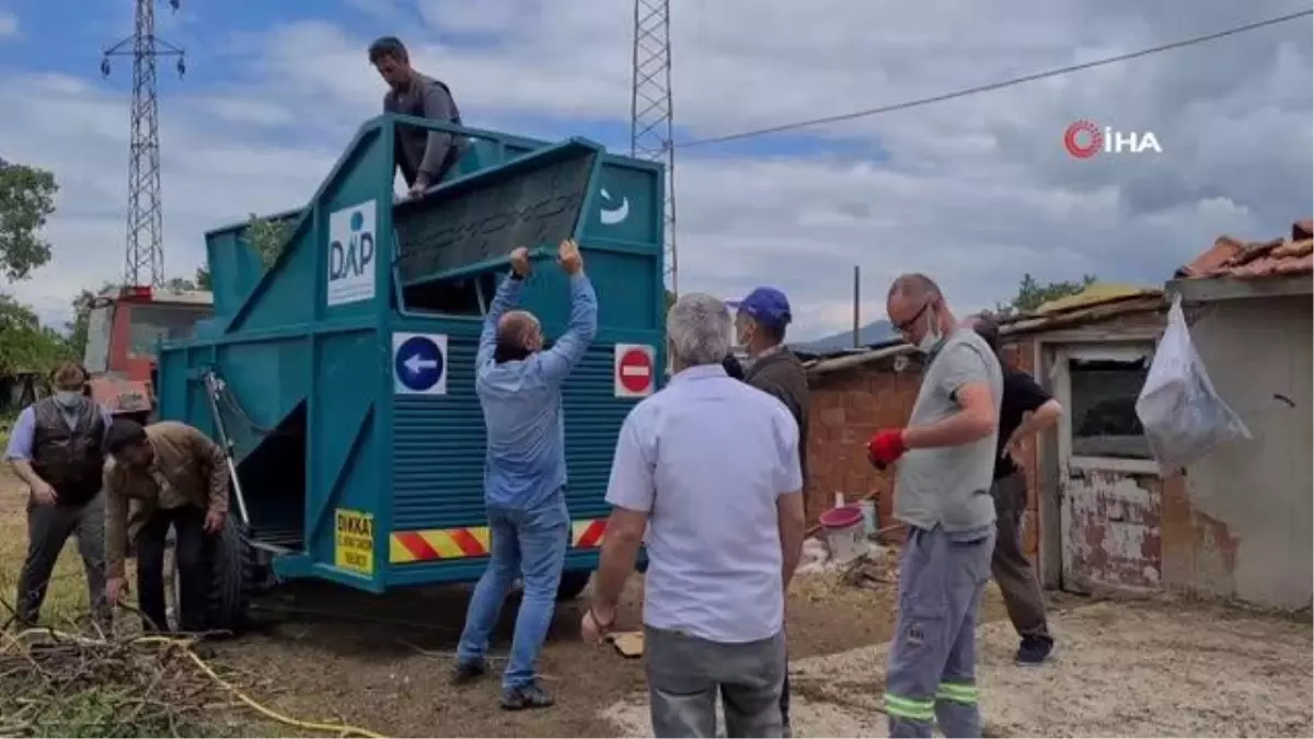 Bu da keçilerin banyosu.. Keçilerin banyo yaptığı anlar sevimli görüntüler oluşturdu