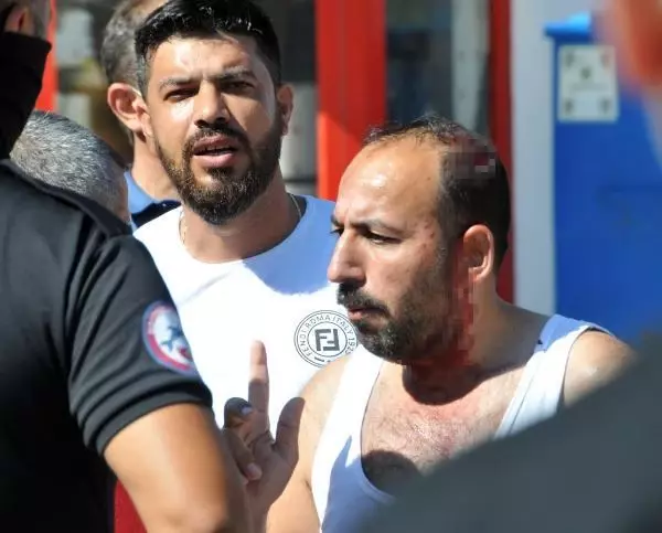 ANTALYA ÇOCUKLARIN KAVGASINA AİLELER KARIŞTI, POLİS BİBER GAZIYLA MÜDAHALE ETTİ ANTALYA ÇOCUKLARIN KAVGASINA AİLELER KARIŞTI, POLİS BİBER GAZIYLA MÜDAHALE ETTİ