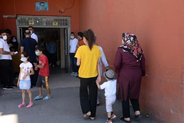 Diyarbakır'da 31 mahalle muhtarlığı için seçim