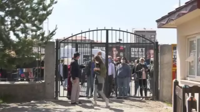Doğu Anadolu'da LGS sınavı heyecanı Doğu Anadolu'da LGS sınavı heyecanı