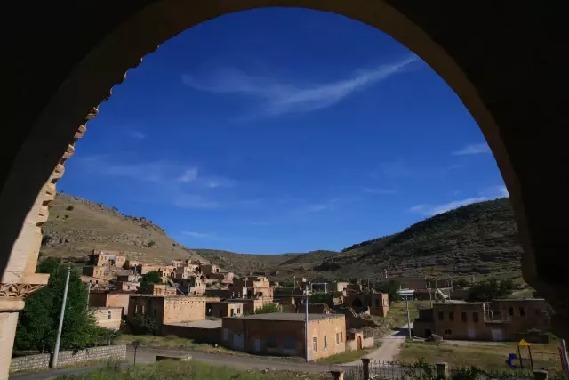 Film ve dizilere ev sahipliği yapan Dereiçi, turizme kazandırılacak