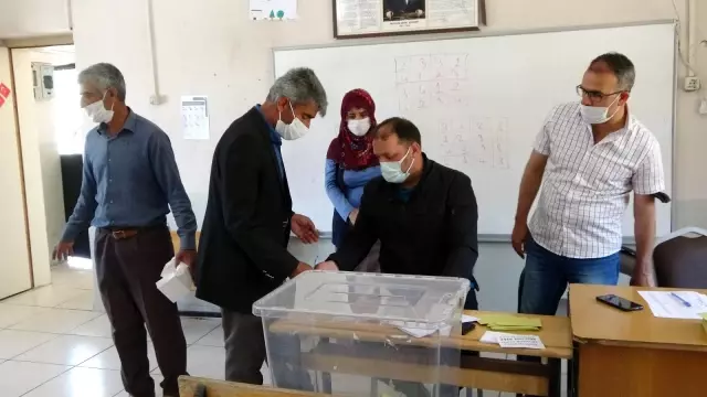 Muş'ta 6 köy ve 3 mahalle muhtarı belirlendi Muş'ta 6 köy ve 3 mahalle muhtarı belirlendi