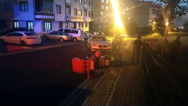otomobilin carptigi motosikletli kurye yarala 12 14181821 o