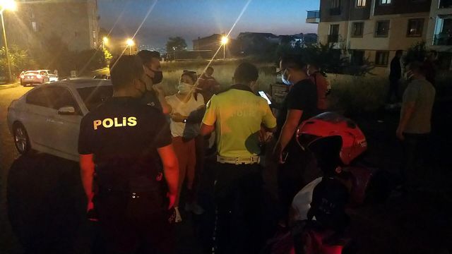 otomobilin carptigi motosikletli kurye yarala 4 14181821 o