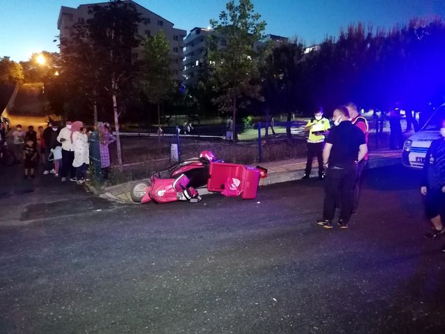 otomobilin carptigi motosikletli kurye yarala 6 14181821 o