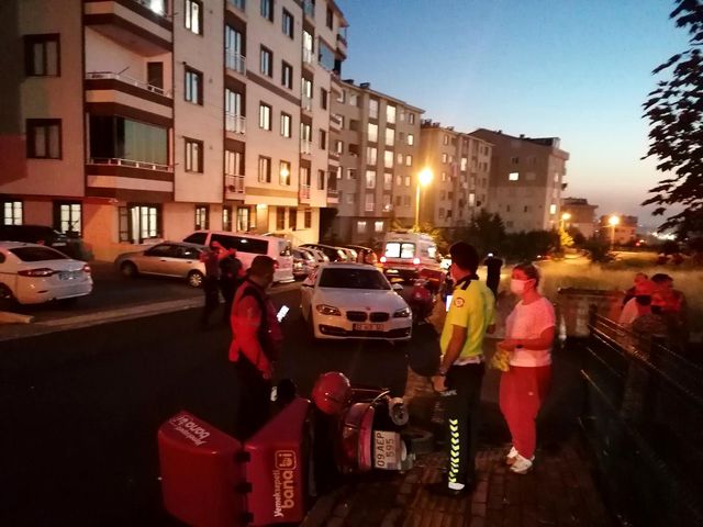 otomobilin carptigi motosikletli kurye yarala 7 14181821 o