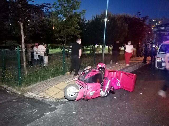 otomobilin carptigi motosikletli kurye yarala 9 14181821 o