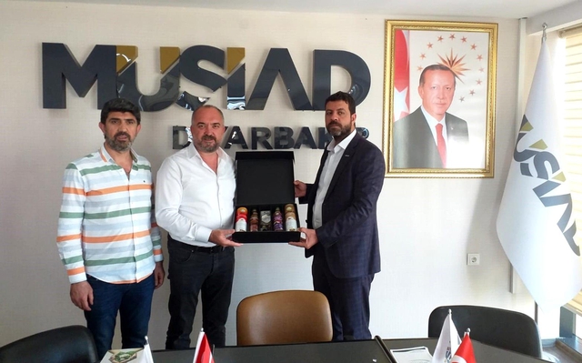 Pehlivan il il gezip Düzce'nin ürünlerini tanıtıyor Pehlivan il il gezip Düzce'nin ürünlerini tanıtıyor