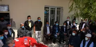 Şeyhler: Valimiz Sayın Yılmaz Şimşek Çiftlik İlçesine Bağlı Köylerde Vatandaşları Dinledi Şeyhler: Valimiz Sayın Yılmaz Şimşek Çiftlik İlçesine Bağlı Köylerde Vatandaşları Dinledi