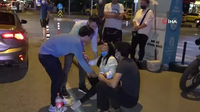 Antalya'da alkollü sürücü 5 araca çarpıp hurdaya çevirdi: 2 yaralı Antalya'da alkollü sürücü 5 araca çarpıp hurdaya çevirdi: 2 yaralı