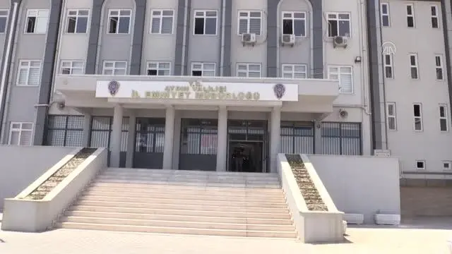 Aydın merkezli dolandırıcılık operasyonunda yakalanan şüphelilerden 14'ü tutuklandı Aydın merkezli dolandırıcılık operasyonunda yakalanan şüphelilerden 14'ü tutuklandı