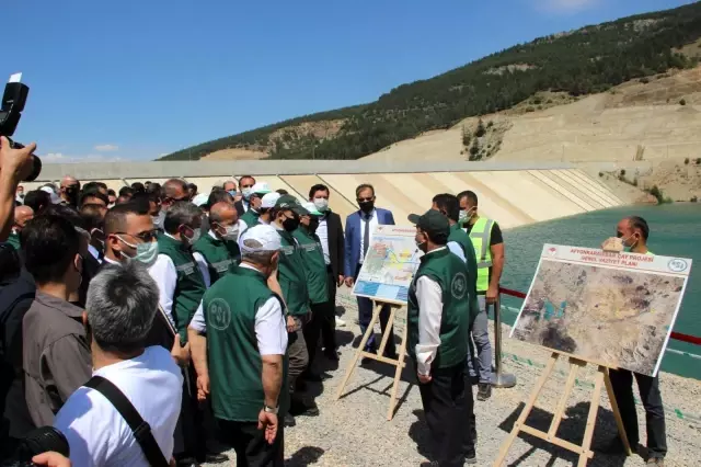 Son dakika: AFYONKARAHİSAR - Bakan Pakdemirli, yapımı tamamlanan Çay Barajı'nda incelemelerde bulundu Son dakika: AFYONKARAHİSAR - Bakan Pakdemirli, yapımı tamamlanan Çay Barajı'nda incelemelerde bulundu