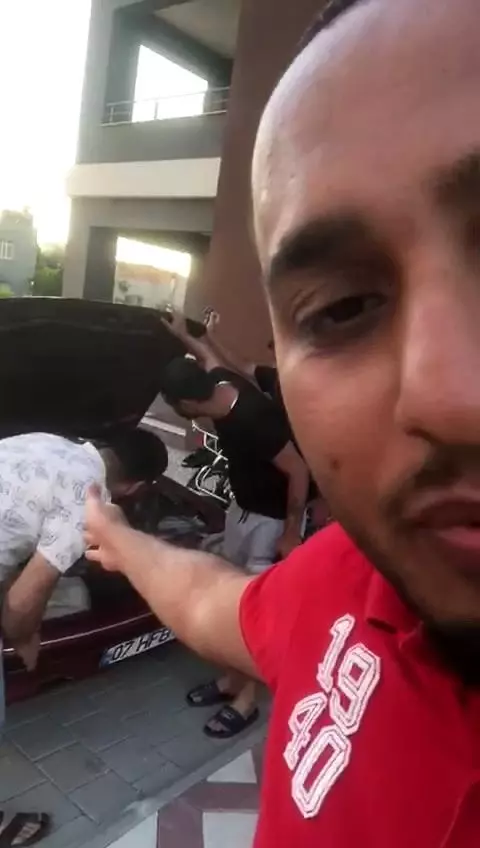 Film sahnesi değil... Böylesi ancak Adana'da olur Film sahnesi değil... Böylesi ancak Adana'da olur