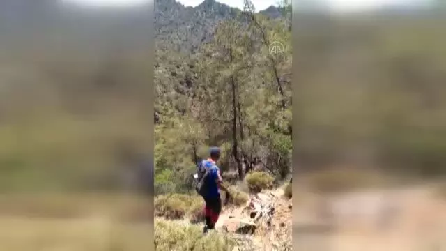 Antalya'da fotoğraf çekmek için gittiği dağlık bölgede kaybolan kişiyi arama çalışmaları sürüyor Antalya'da fotoğraf çekmek için gittiği dağlık bölgede kaybolan kişiyi arama çalışmaları sürüyor