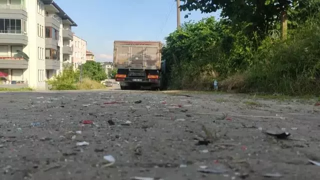 Freni boşalan kamyonunun altında kalan kişi hayatını kaybetti Freni boşalan kamyonunun altında kalan kişi hayatını kaybetti