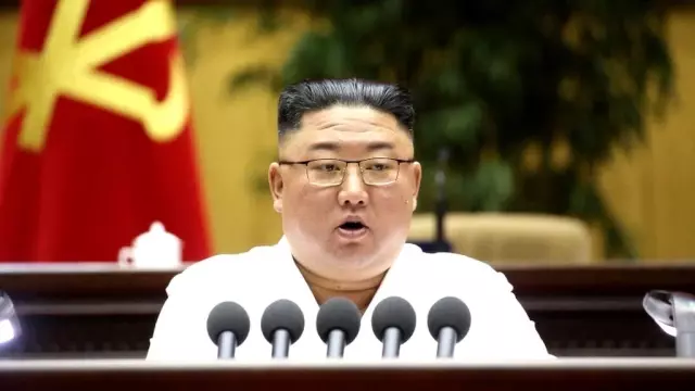 Kim Jong-un kot pantolon ve yabancı filmlere neden savaş açtı? Kim Jong-un kot pantolon ve yabancı filmlere neden savaş açtı?